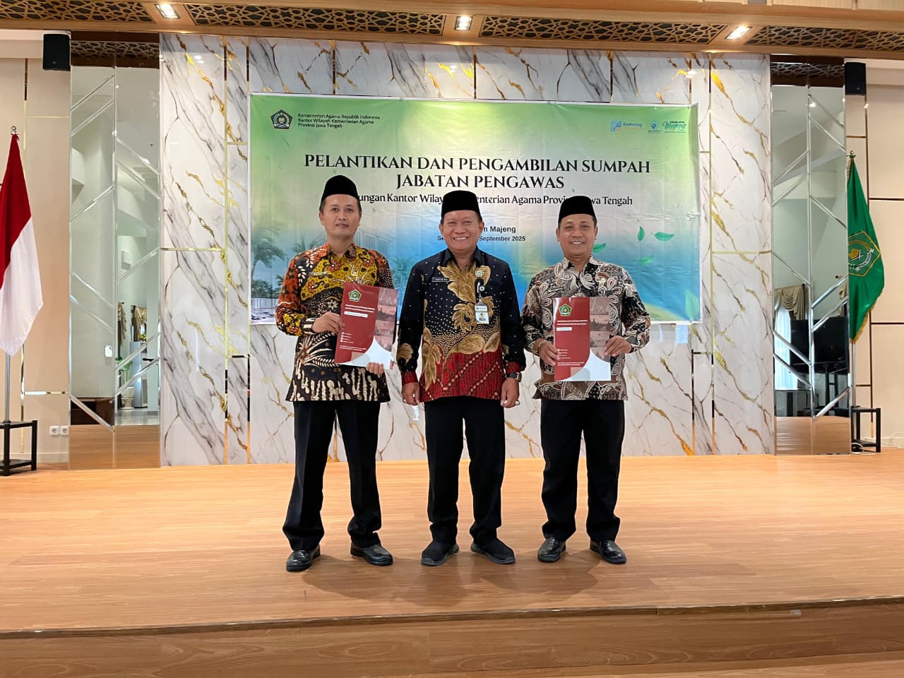 Dua Pejabat Baru Kemenag Resmi Dilantik, Kepala Kantor Harap Segera Adaptasi dan Hadirkan Inovasi